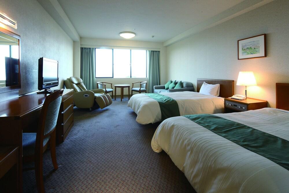 Royal Hotel Yatsugatake -From Apr2024 Grand Mercure Yatsugatake Resort & Spa Hokuto  Ngoại thất bức ảnh